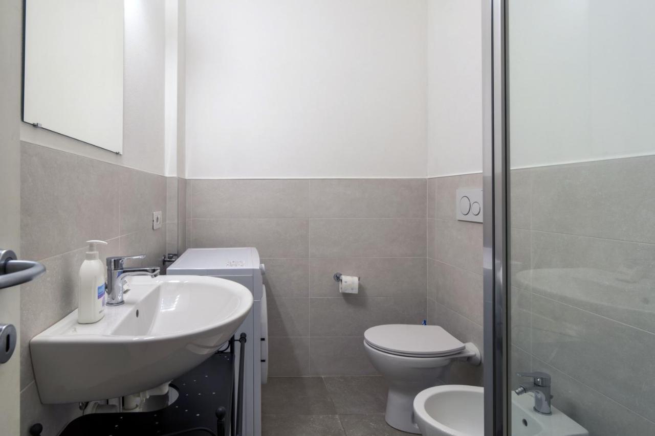 Cozy & Comfy Apt In Navigli Area Mailand Exterior foto